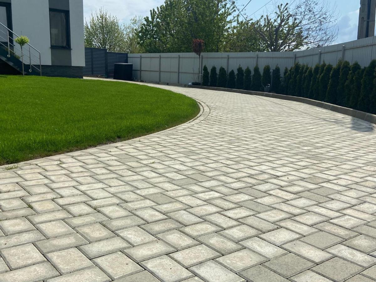Lora Studio Apartamento Suceava Exterior foto