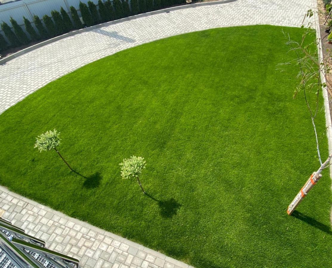 Lora Studio Apartamento Suceava Exterior foto