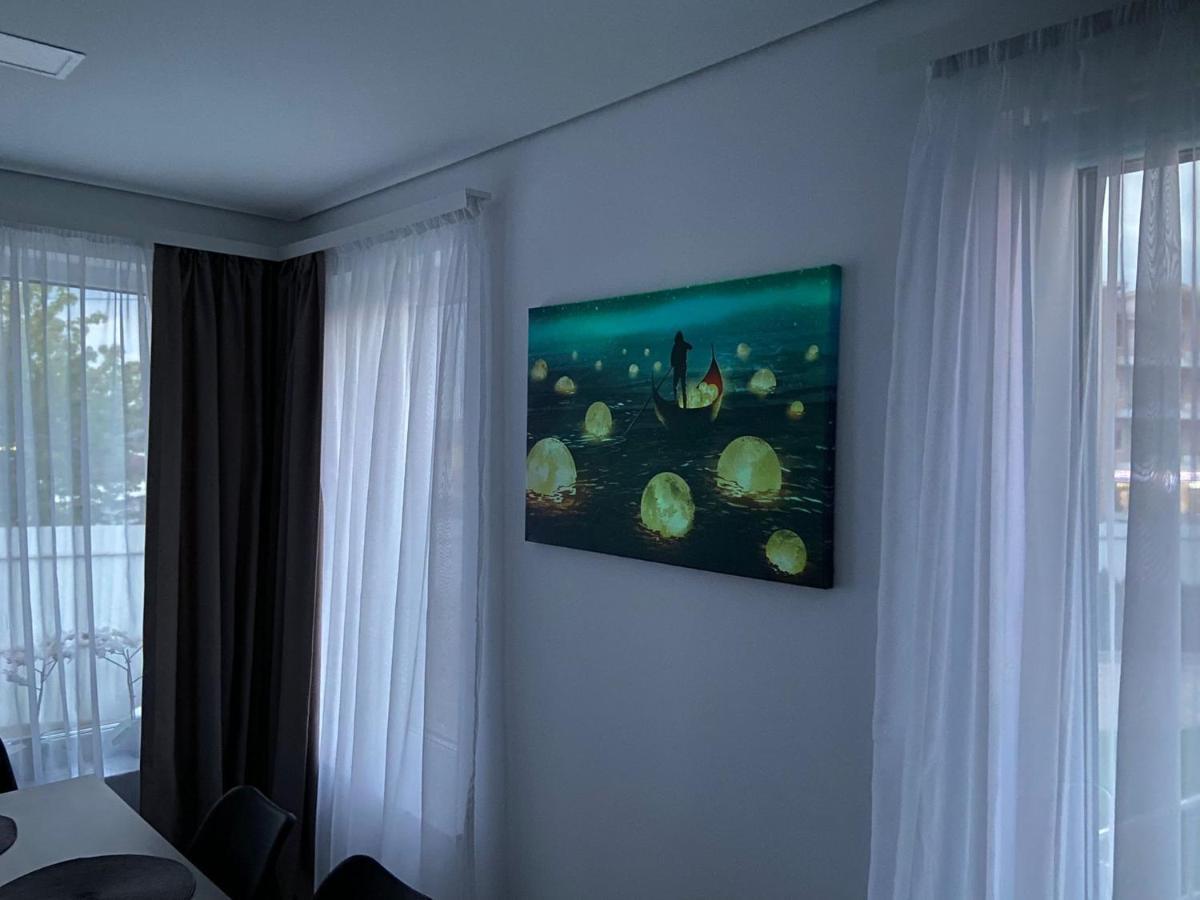 Lora Studio Apartamento Suceava Exterior foto